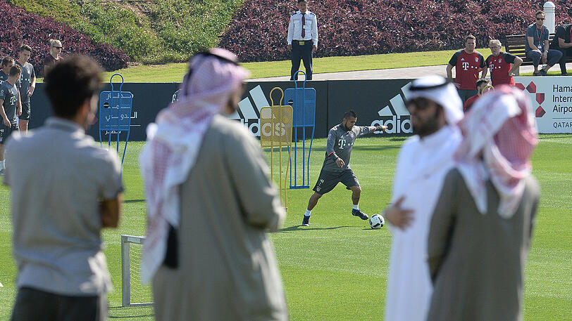 Die Bilder vom fünften Tag im Trainingslager des FC Bayern in Doha.
