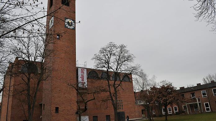 Die Paul-Gerhardt-Kirche in Laim. (Archivbild)