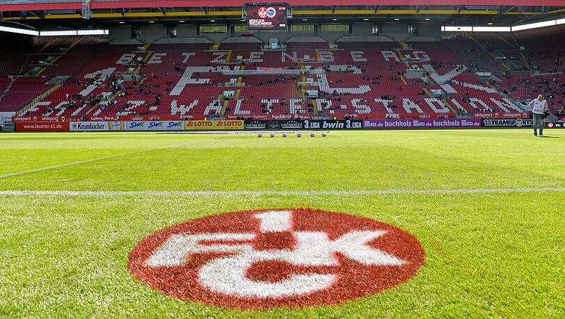 Der 1. FC Kaiserslautern darf vorerst keine Teameinheit absolvieren. Der 1. FC Kaiserslautern darf vorerst keine Teameinheit absolvieren.
