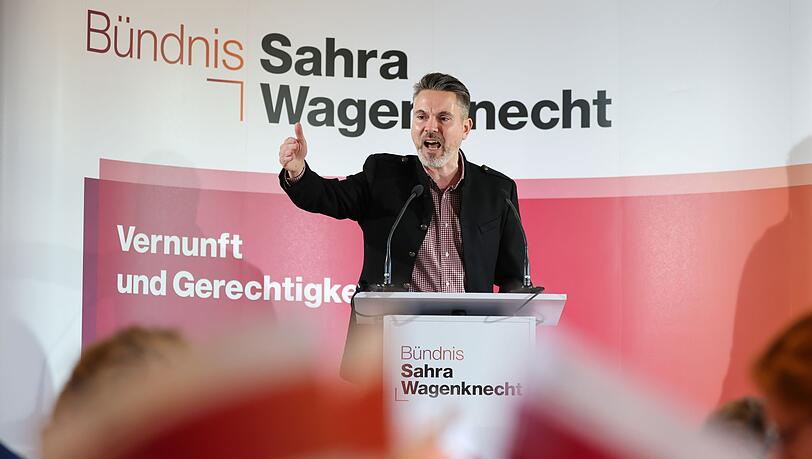 Fabio De Masi war beim politischen Aschermittwoch des BSW in der Nähe von Passau einer der Redner.