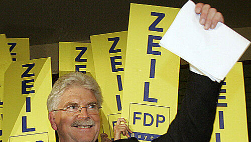 FDP-Spitzenkandidat Martin Zeil würde künftig gerne mitregieren im Freistaat. FDP-Spitzenkandidat Martin Zeil würde künftig gerne mitregieren im Freistaat.