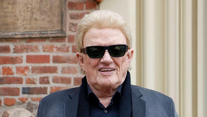 Heino hat das erste Weihnachtsfest ohne seine Hannelore geplant.