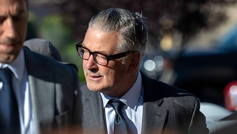 Alec Baldwin auf dem Weg ins Gericht in Santa Fe.