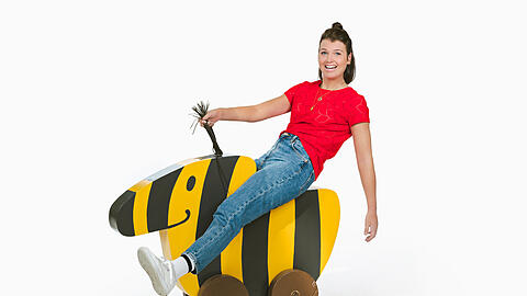 Der SWR beendete die Zusammenarbeit mit der beliebten Moderatorin Laura Kn&ouml;ll. Diese Entscheidung traf sie unerwartet.