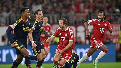 Wie hier gegen Harry Kane (m) ging es umk&auml;mpft zur Sache.