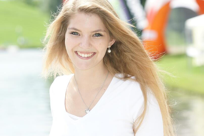 Antonia Berg: Sie ist unter den Top 30 der zahlreichen Bewerberinnen. Wird Antonia die "Schöne Münchnerin 2011"?