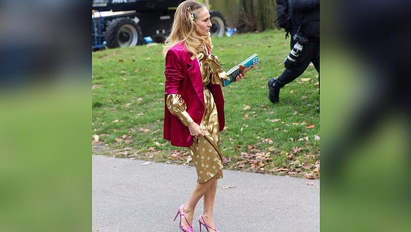 Sarah Jessica Parker beim Dreh zu Staffel zwei von "And Just Like That...".