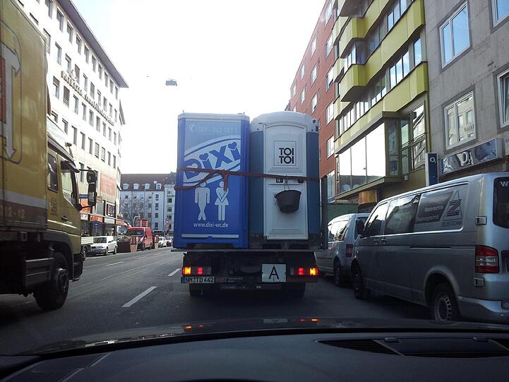 Ob der Eimer leer ist?