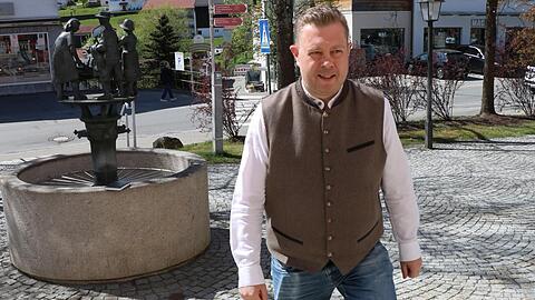 Seit Kurzem ist er wieder im Dienst: SPD-Politiker Michael Adam, B&uuml;rgermeister von Bodenmais.