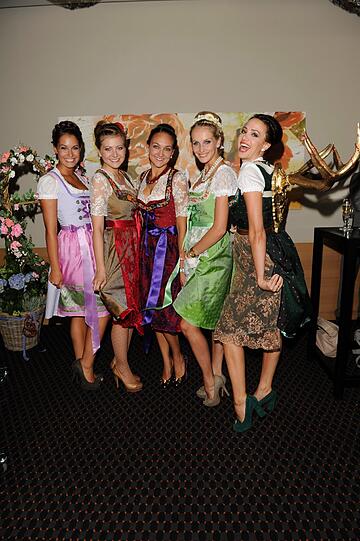 Die Dirndl-Trends für die kommende Wiesn