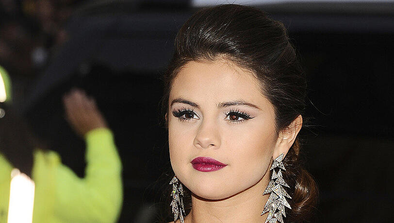 Selena Gomez bei einer Gala in New York im Mai Selena Gomez bei einer Gala in New York im Mai