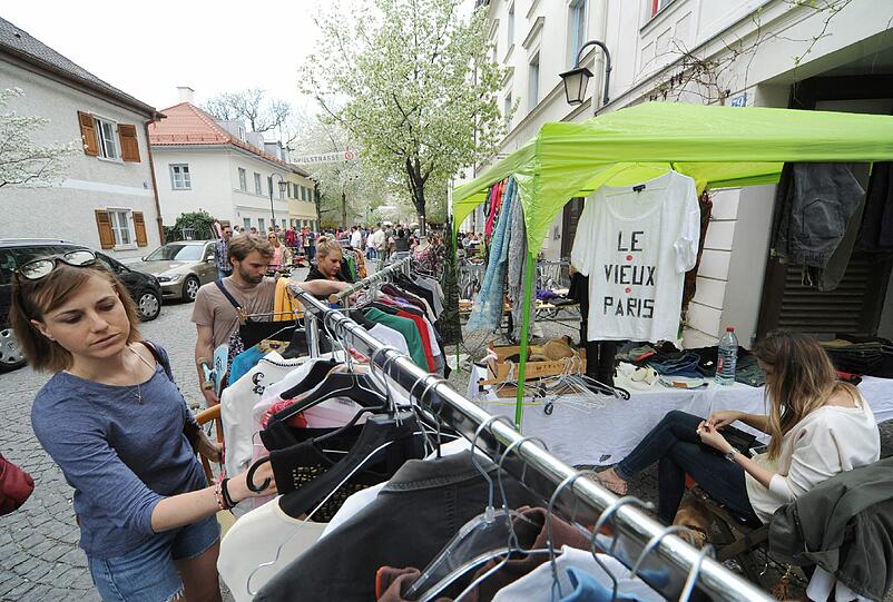 Hofflohmarkt in der Kirchenstraße
