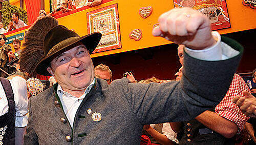 auch 2012 wieder der Herr im Hippodrom: Sepp Krätz auch 2012 wieder der Herr im Hippodrom: Sepp Krätz
