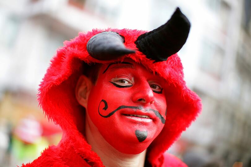 Köln fest in der Hand der Jecken. Die besten Bilder von der Weiberfastnacht in Köln!