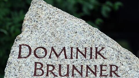 Der Grabstein von Dominik Brunner.