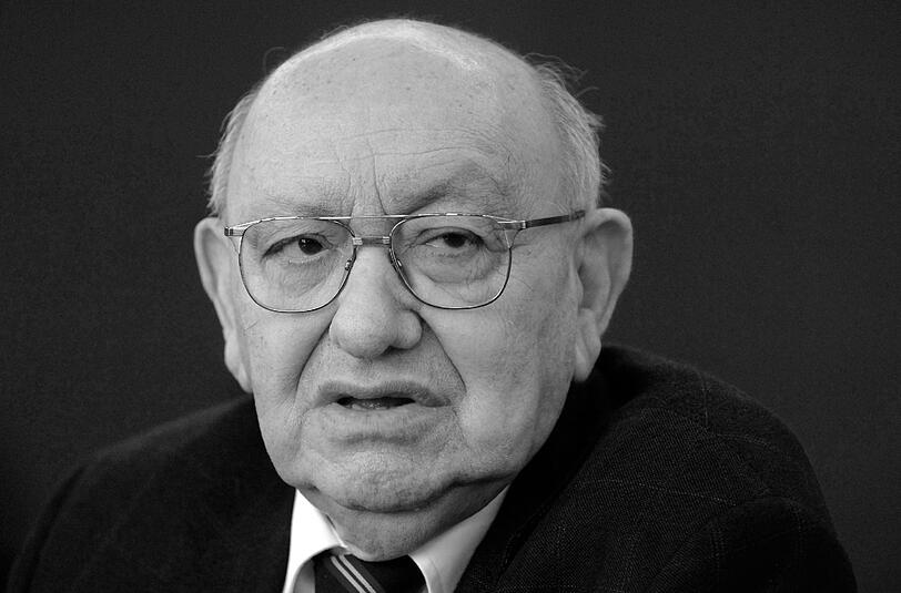 18. September: Marcel Reich-Ranicki (93): Der Holocaust-Überlebende wurde Deutschlands einflussreichster und berühmtester Literaturkritiker. Ein Millionenpublikum sah fast 14 Jahre lang seine Sendung «Das Literarische Quartett».