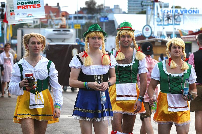 Gott schütze uns vor Sturm und Wind und Trachtlern die aus England sind.