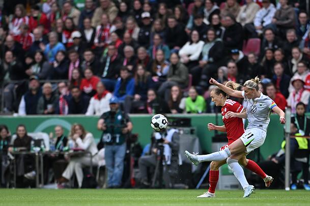 Gro&szlig;e Kulisse: Das K&ouml;lner Stadion war so voll wie noch nie in einem Pokalfinale.