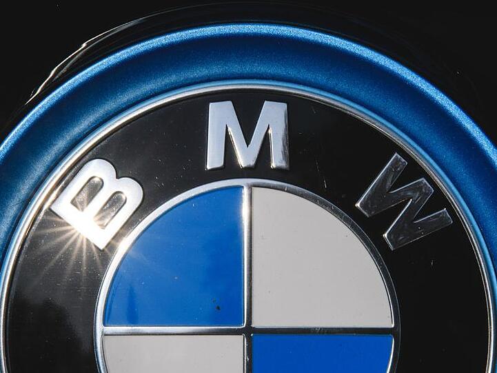 BMW ist nicht der erste Autohersteller, der wegen seiner Vertriebsmethoden ins Visier der US-Börsenaufsicht gerät.