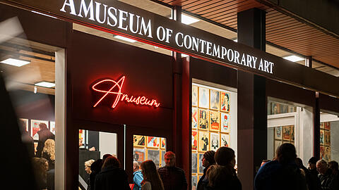Die Ausstellung "New Clear Power" von Shepard Fairey im neuen Amuseum of Contemporary Art in der Schellingstraße 3.