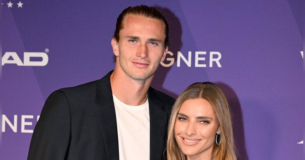 Alexander-Zverev-und-Sophia-Thomalla-senden-verliebte-Urlaubsgr-e