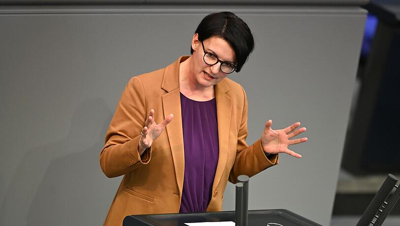 Irene Mihalic, parlamentarische Gesch&auml;ftsf&uuml;hrerin der Gr&uuml;nen-Bundestagsfraktion, sagt, das Strafrecht m&uuml;sse sich anpassen, weil es durch neue KI-Tools inzwischen neue M&ouml;glichkeiten f&uuml;r bildbasierte sexualisierte Gewalt gebe. (Archivfoto)