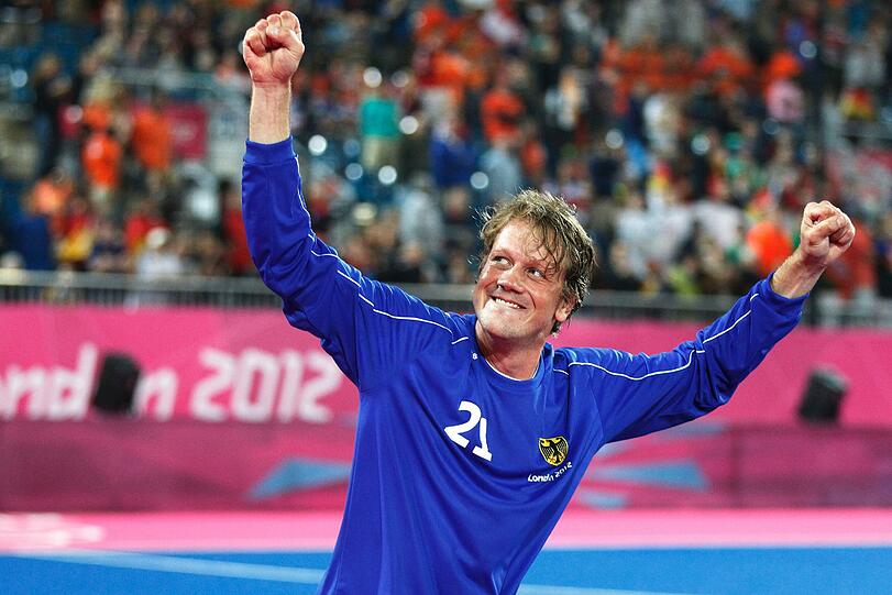 Platz 8: MAX WEINHOLD, Hockey, früher Münchner SC, 3 %. In London wiederholte der Nationalkeeper den Triumph von Peking und gewann Gold. Mit dem Münchner SC wurde er einst deutscher Meister und Europapokalsieger in der Halle.