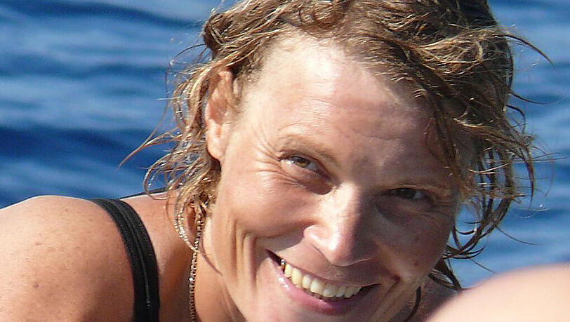 Es besteht praktisch keine Aussicht mehr, dass die russische Weltklassetaucherin Natalia Moltschanowa lebend gefunden wird. Es besteht praktisch keine Aussicht mehr, dass die russische Weltklassetaucherin Natalia Moltschanowa lebend gefunden wird.