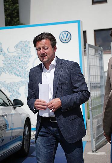 Hatte einen ereignisreichen Tag an der Grünwalder Straße: Kosta Runjaic, neuer Trainer des TSV 1860, bei seiner Vorstellung.
