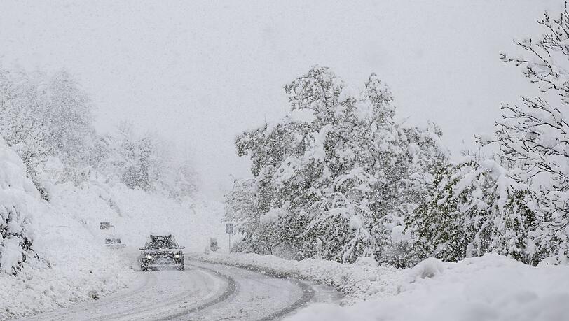 Nach dem starken Schneefall normalisiert sich die Lage in der Schweiz