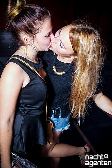 Die besten Partybilder vom Samstag. Hier aus der Nachtgalerie.