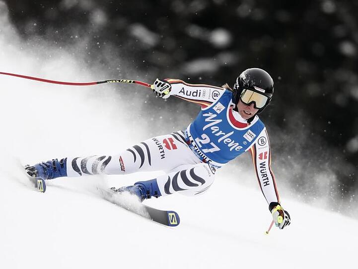 Veronique Hronek aus Deutschland im Super G. Foto: Gabriele Facciotti/AP/dpa/Archivbild