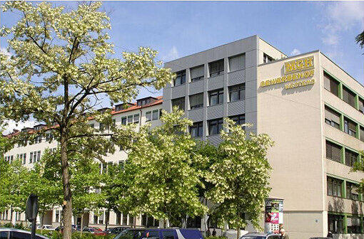 Der Gewerbehof im Westend wurde 1984 der zweite Gewerbehof in München. Eine Heimstatt für Handwerker und Kleinunternehmen.