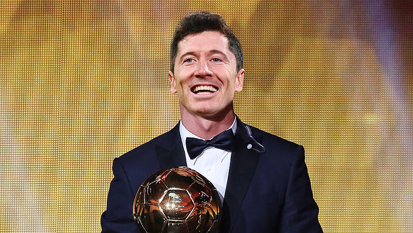 Wird Robert Lewandowski den "Ballon d'Or" am 29. November in den Händen halten? (Fotomontage) Wird Robert Lewandowski den "Ballon d'Or" am 29. November in den Händen halten? (Fotomontage)