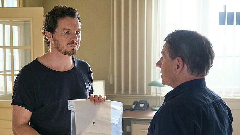 "Tatort: Du allein": Die Nachricht ist knapp, aber bedrohlich: Können Sebastian Bootz (Felix Klare) und Thorsten Lannert (Richy Müller) den angekündigten Mord verhindern?