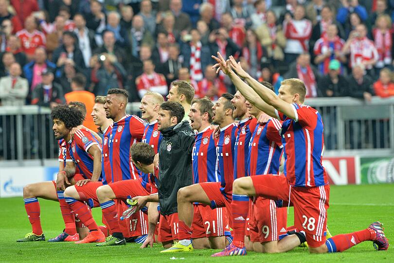 Im Viertelfinal-Rückspiel stürmen die Bayern nach einer furiosen Aufholjagd gegn den FC Porto ins Halbfinale. Das Hinspiel in Porto endete noch mit einer ernüchternden Niederlage. Doch im Rückspiel drehen die Bayern voll auf und schicken Porto mit 6:1 nach Hause: Der überragende Thiago (14.), Jerome Boateng (22.), Robert Lewandowski (27.), Thomas Müller (32.), Lewandowski (36.) und Xabi Alonso (88.) machte das halbe Dutzend voll.