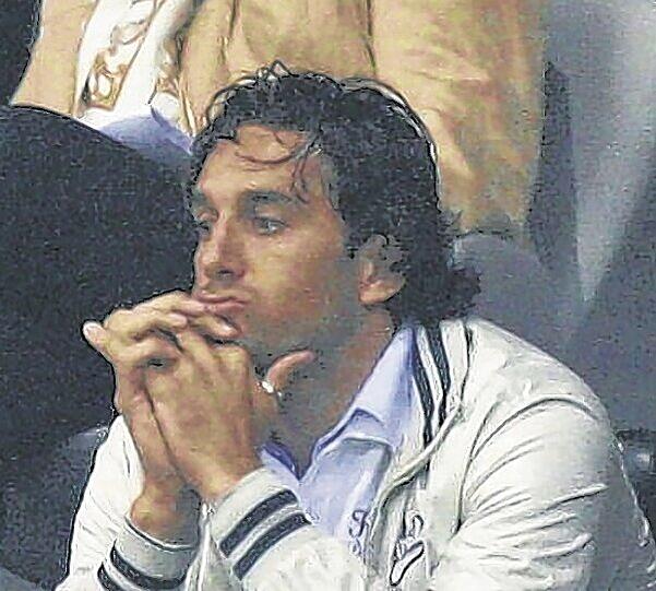 Der Stürmer als Tribünengast: Luca Toni