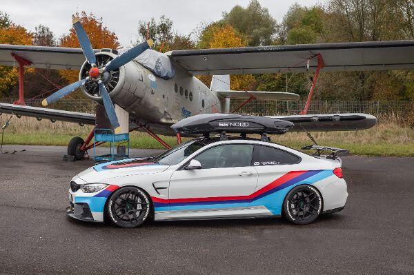 Reisemobil für die Rennstrecke: Der BMW M4 ist nach den Umbauarbeiten bei Carbonfiber Dynamics mehr als 300 km/h schnell und hat dank Highspeed-Dachbox das Ladevolumen eines großen Kombis.
