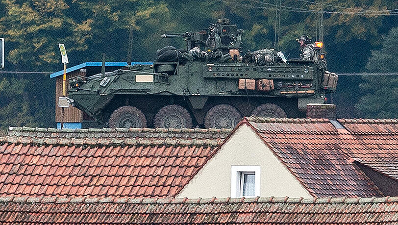 US-Truppenübungen in der Oberpfalz. Die Bürger sind nach dem Absturz einer Aufklärungsdrohne verunsichert. US-Truppenübungen in der Oberpfalz. Die Bürger sind nach dem Absturz einer Aufklärungsdrohne verunsichert.