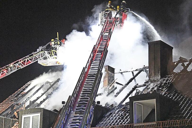 Bilder vom Feuerwehreinsatz in Obermenzing.