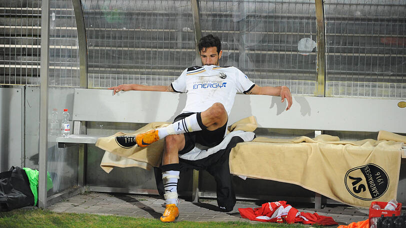 SV Sandhausen (2011/12): Doch die Zeit dort war nicht von Erfolg geprägt. In zehn Spielen blieb Grimaldi ohne eigenen Treffer und ohne Torvorlage.