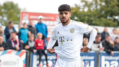 Bayerns Eyüp Aydin scheiterte in Aubstadt vom Punkt.