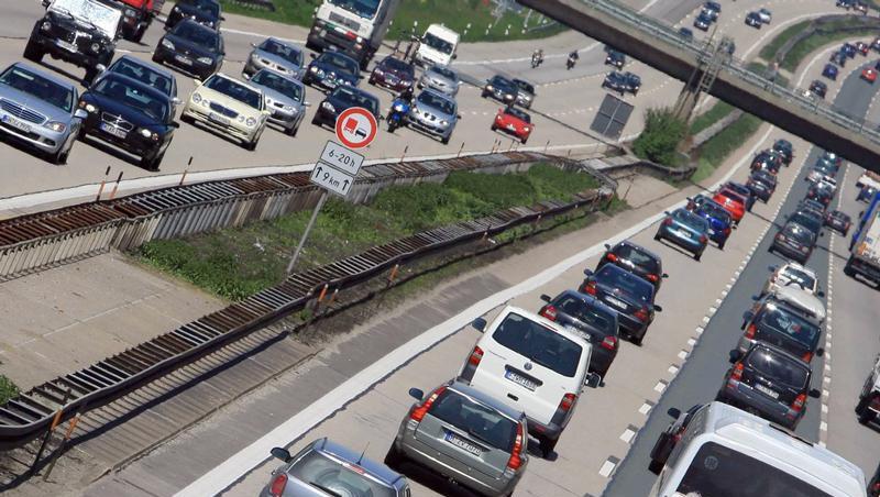 Sommer 2011: Da sind die Staus schon vorprogrammiert Sommer 2011: Da sind die Staus schon vorprogrammiert