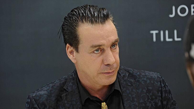 Till Lindemann bei einem Auftritt auf der Frankfurter Buchmesse. Till Lindemann bei einem Auftritt auf der Frankfurter Buchmesse.