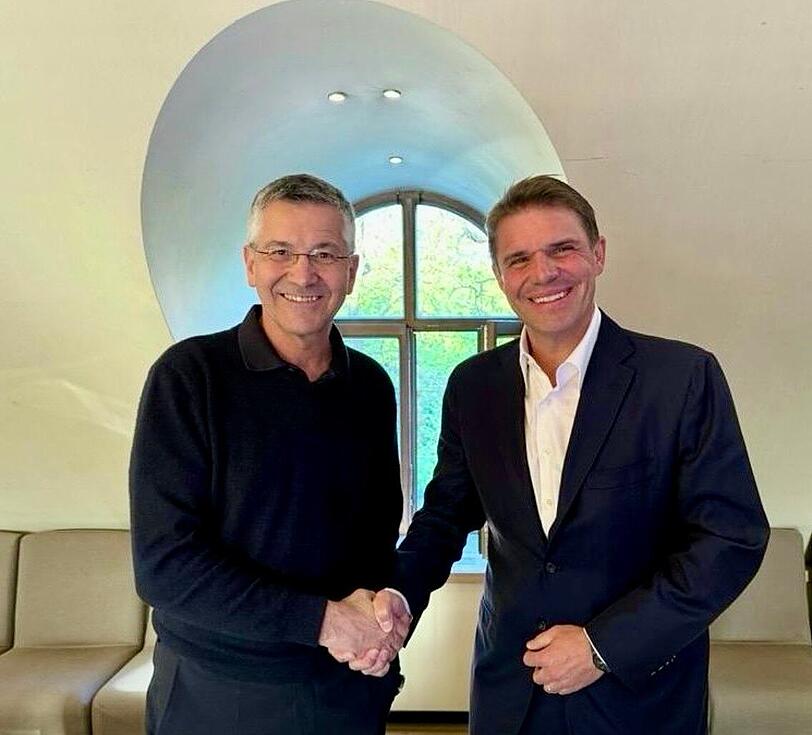 R&uuml;ckt auch in den Bayern-Aufsichtsrat: Sixt (r.), hier mit Pr&auml;sident Herbert Hainer.
