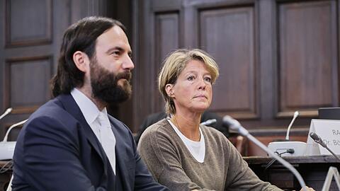 Der Verteidiger von Christina Block hat neue Beweisantr&auml;ge im Umfang von 840 Seiten vorgelegt.