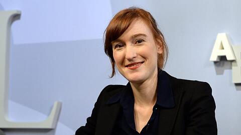 Nora Bossong wird geehrt.