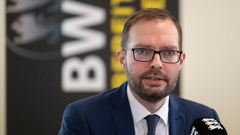 Fast alle untersuchten Anh&auml;nger der Szene h&auml;tten laut Studie "diagnostizierte psychische Erkrankungen oder Auff&auml;lligkeiten", sagt LKA-Staatssch&uuml;tzer Daniel K&ouml;hler.