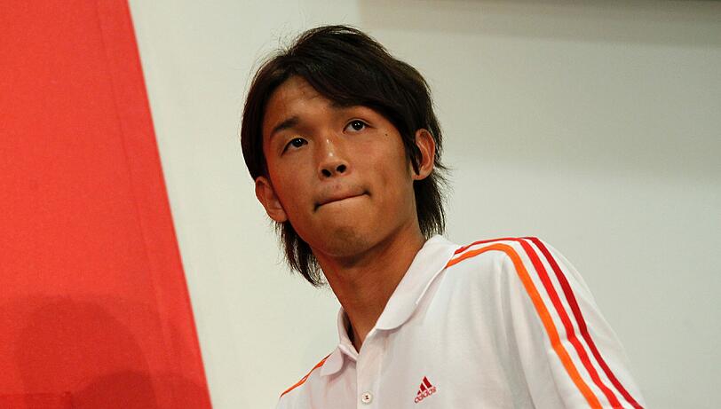 Usami wird offiziell in der Allianz Arena vorgestellt. Die Bilder