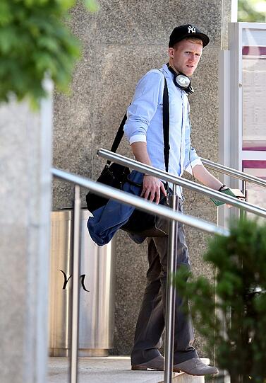 Die ersten Bilder nach der bitteren Niederlage gegen Italien: Löw verlässt das Mannschaftshotel
